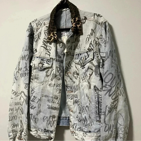 NWT MNML  Blue Scribble Trucker Graffiti Jacket Men's Jacket - Picture 12 of 12